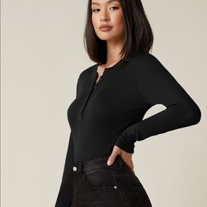 Black longe sleeve buttoned top